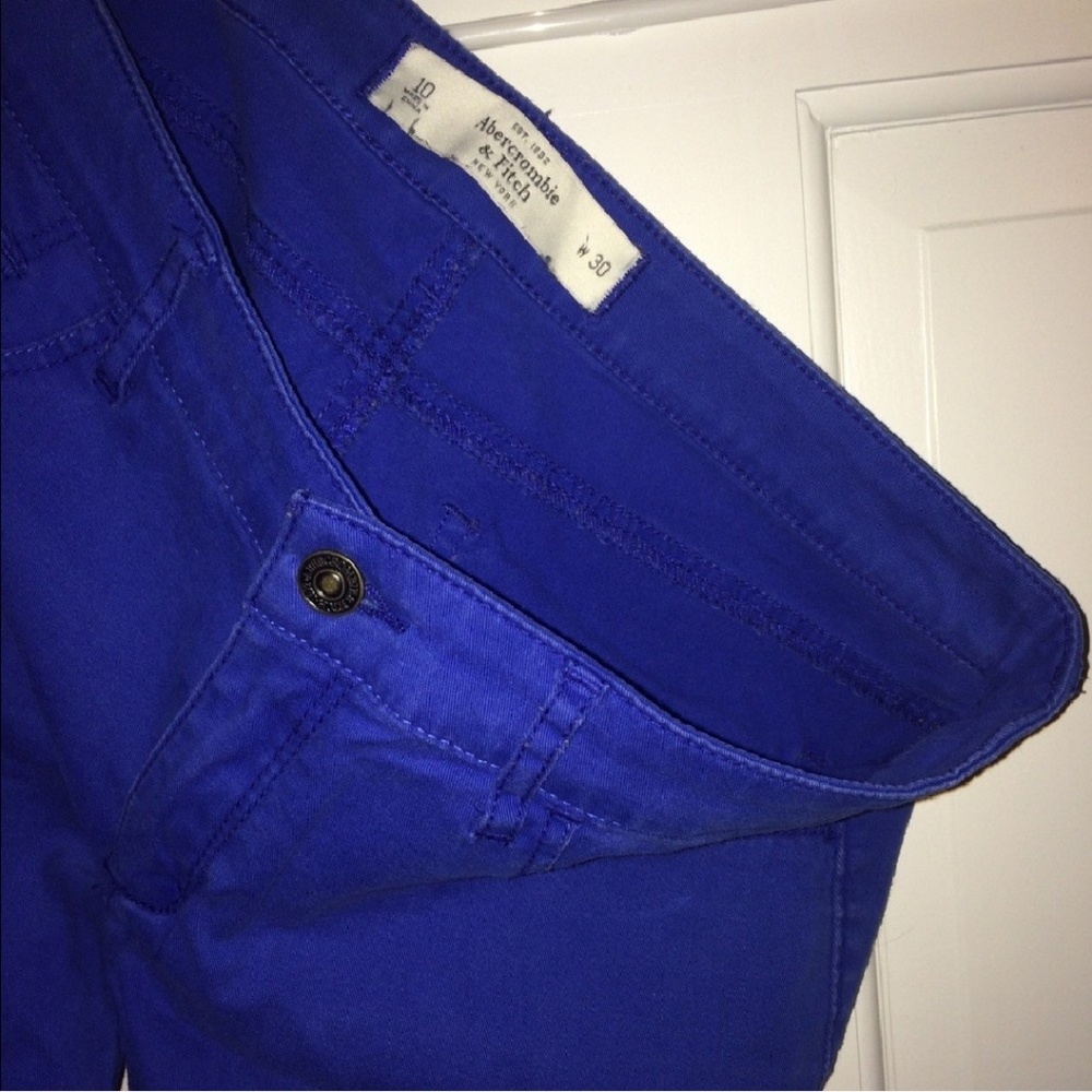 Bundle of pants & top